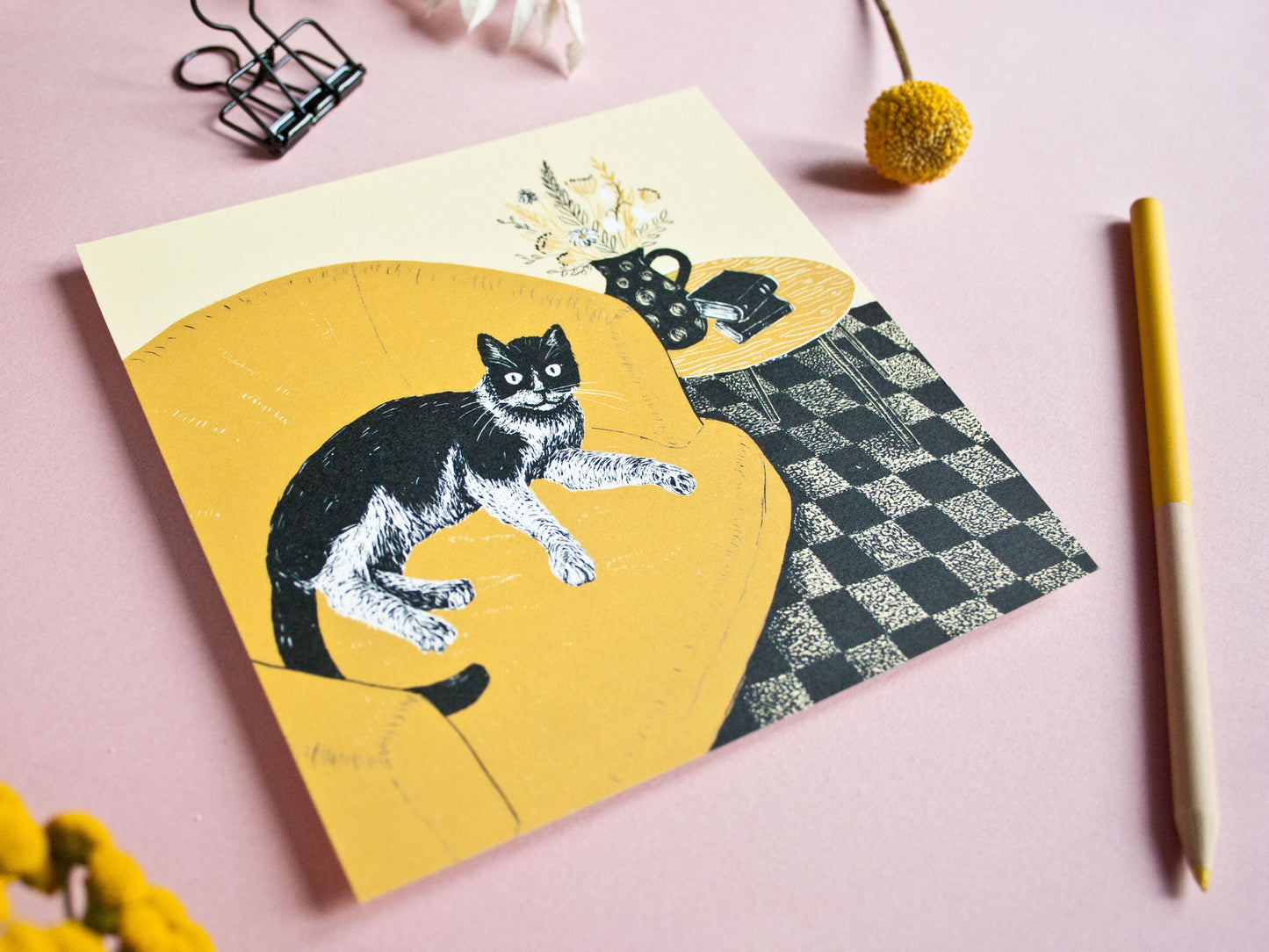 Quadratische Postkarte Katze