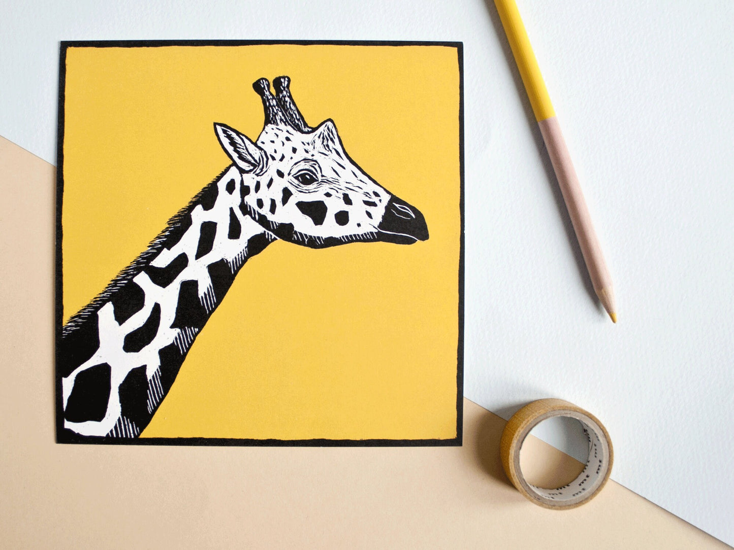 Quadratische Postkarte Giraffe