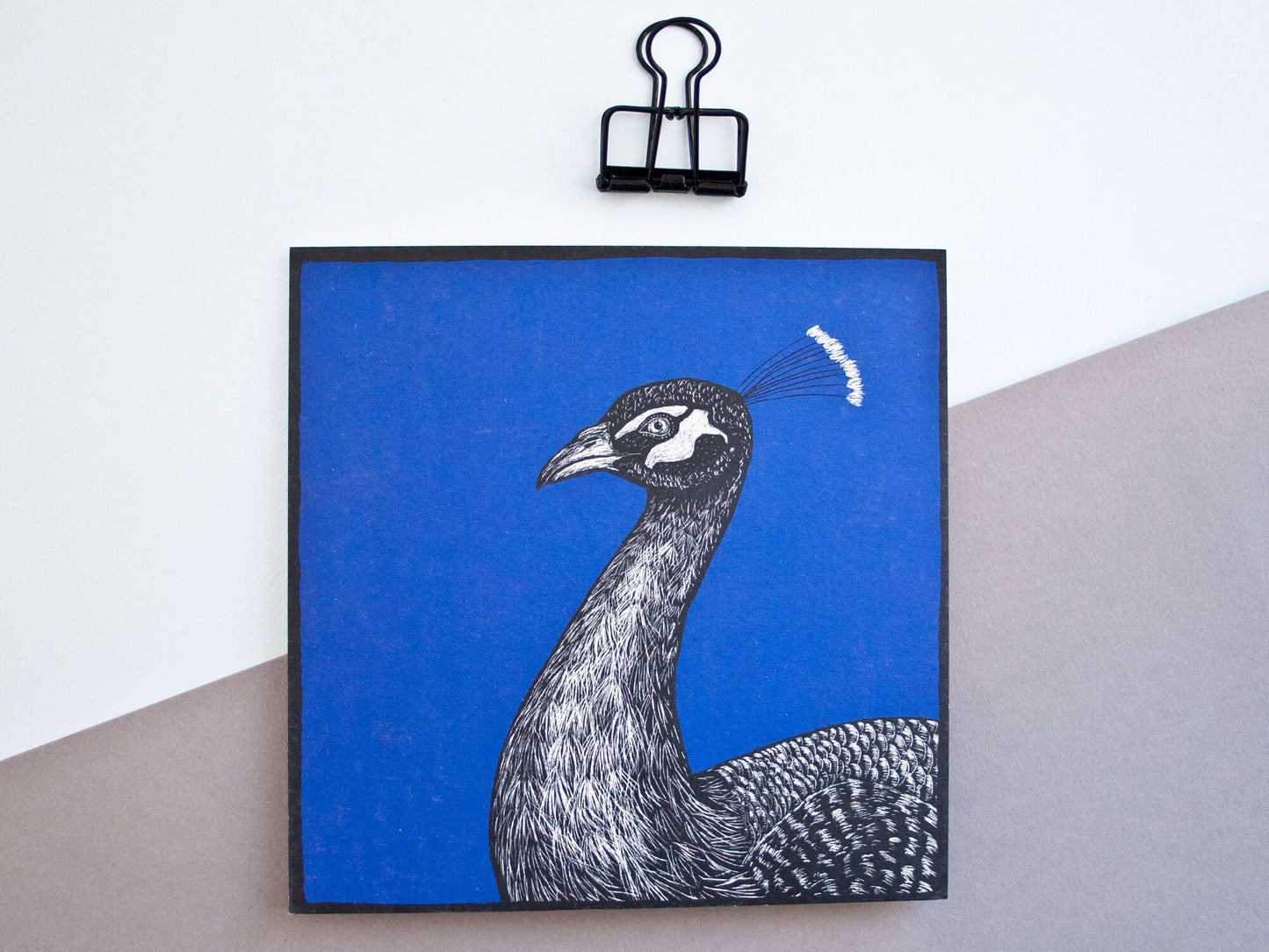 Quadratische Postkarte Pfau