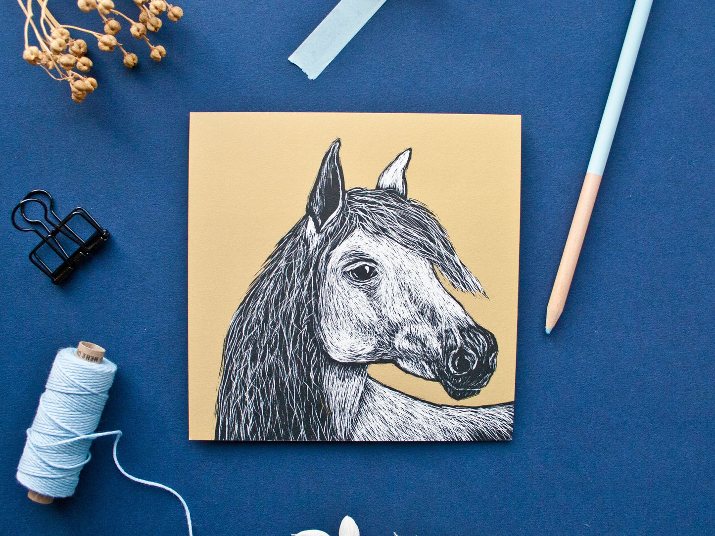 Quadratische Postkarte Pferd