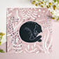 Quadratische Postkarte Katze 